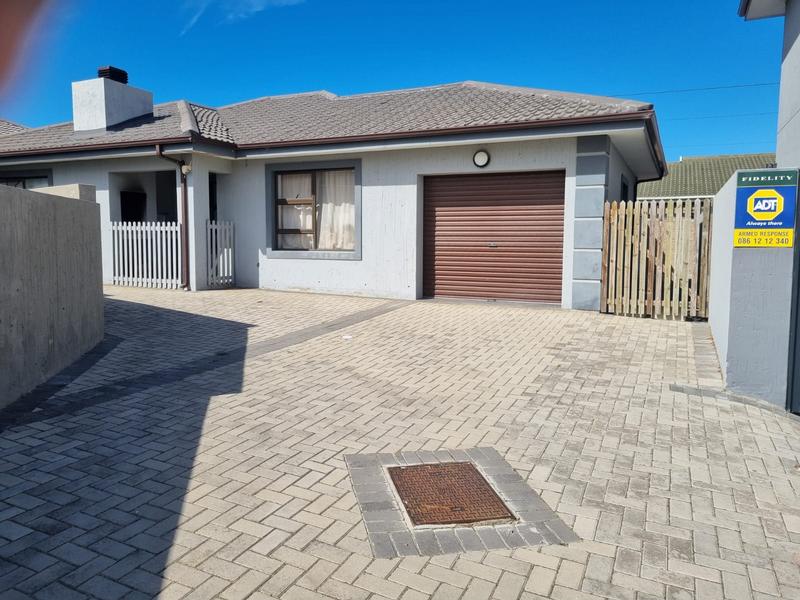 To Let 3 Bedroom Property for Rent in Dana Bay Western Cape